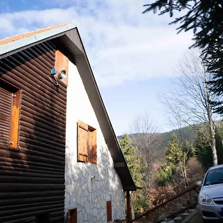 Luka-lena Lejlighed *