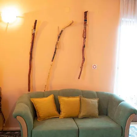 Luka-lena Lejlighed *